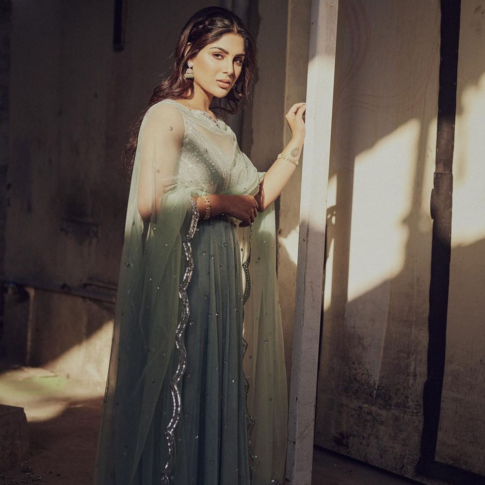 పవర్ స్టార్ పవన్ కళ్యాణ్, రానా దగ్గుబాటి కలిసి నటించిన చిత్రం భీమ్లానాయక్. బాక్సాఫీస్ వద్ద ఈ మూవీకి మంచి రెస్పాన్స్ వచ్చింది. ఇందులో నిత్యామీనన్, సంయుక్త మీనన్ కథానాయికలుగా నటించారు. అయితే ఈ సినిమాతోనే తెలుగు తెరకు పరిచయమైంది సంయుక్త. ఈ చిత్రంలో రానా భార్యగా కనిపించి నటనపరంగా ప్రశంసలు అందుకున్నారు. 	