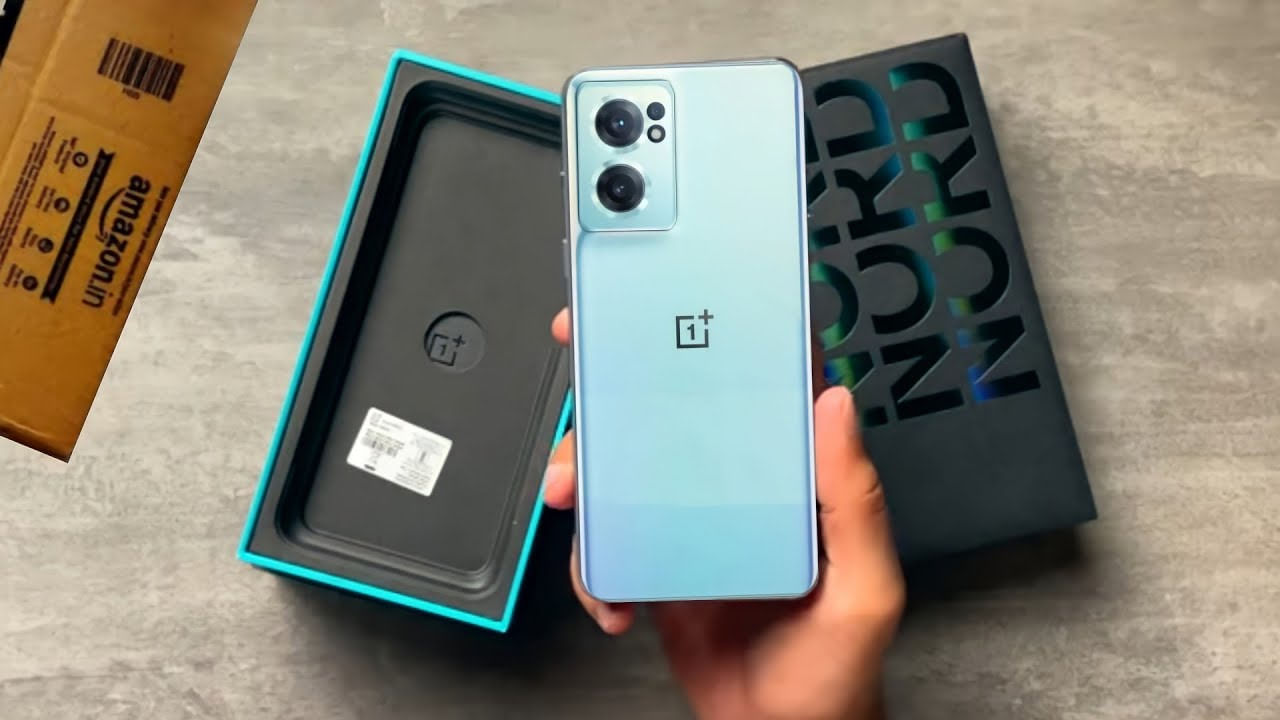 OnePlus Nord CE 2: రూ.20 వేలలోపు ధరలో మంచి స్మార్ట్‌ఫోన్ కొనుగోలు చేయాలని భావించే వారు వన్‌ప్లస్ నార్డ్ సీఈ 2 ఫోన్‌ను పరిశీలించవచ్చు. ఇది రెండు వేరియంట్లలో లభిస్తోంది. ఇందులో 64 ఎంపీ కెమెరా, డ్యూయెల్ వ్యూ వీడియో, హెచ్‌డీఆర్, నైట్ పోట్రేట్, పానొరమ మోడ్, రీటచ్ ఫిల్టర్స్ వంటి ఫీచర్లు ఉన్నాయి. దీని ధర రూ. 18,999 నుంచి ప్రారంభం అవుతోంది.