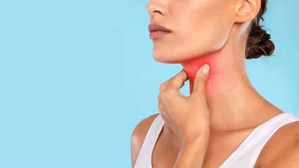 Sore Throat: గొంతు నొప్పి వేధిస్తోందా? ఇలా చెస్తే నొప్పి మటుమాయం..!