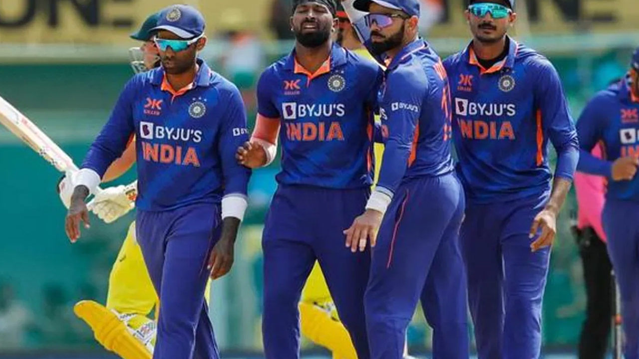 IND vs AUS: ఇక బ్యాటర్లదే భారం.. చెన్నై మ్యాచ్‌లో రాణించిన బౌలర్లు.. టీమిండియా టార్గెట్‌ ఎంతంటే?