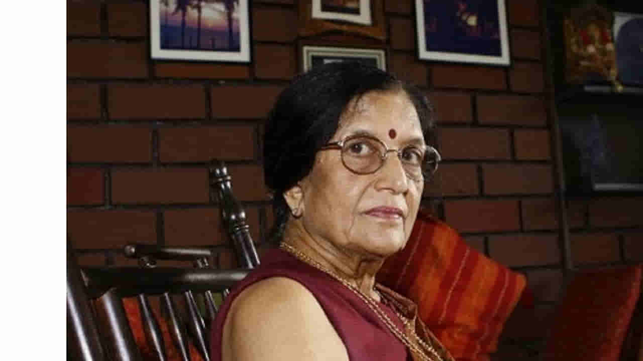 మహాత్మగాంధీ మనుమరాలు ఉషా గోకని కన్నుమూత