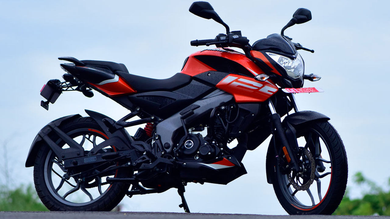 Pulsar NS125: స్పోర్ట్స్ బైక్ లవర్స్‌కి గుడ్ న్యూస్.. రూ. 89 వేలకు పల్సర్ NS125.. వివరాలివే..