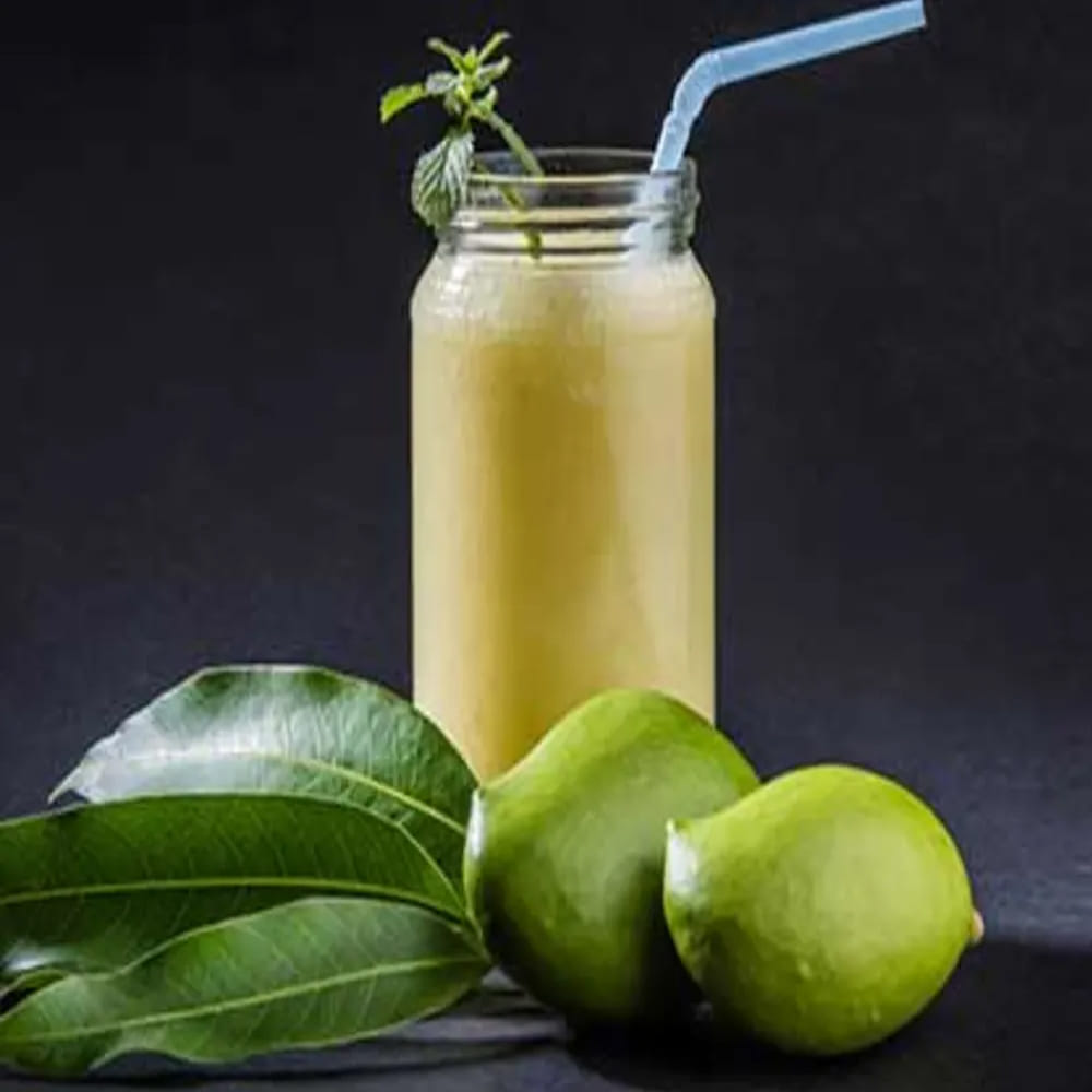 మామిడి పండ్లను నీళ్లలో చక్కగా కడిగి తొక్కను తీసి మీడియం వేడి మీద నీళ్లతో 2 - 3 విజిల్స్ వరకు ప్రెజర్ కుక్ మోడ్‌లో 5-6 నిమిషాలు ఉడికించాలి. తర్వాత మూత తెరిచి, ఉడికించిన మామిడికాయ గుజ్జును ఒక గిన్నెలోకి తీసుకొని  రాయి ఏదైనా ఉంటే తొలగించి గుజ్జును చల్లారనివ్వాలి.