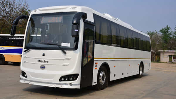 TSRTC: తెలుగు రాష్ట్రాల మధ్య పరుగులు పెట్టనున్న ఎలక్ట్రిక్ ఏసీ బస్సులు.. ప్రత్యేకతలు ఓ రేంజ్లో ఉన్నాయి.