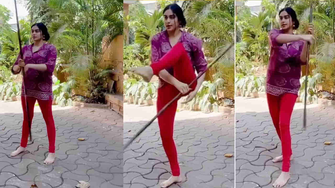 Adah Sharma: హానుమాన్‌ చాలీసా పఠిస్తూ కర్రసాము చేసిన హార్ట్‌ ఎటాక్‌ హీరోయిన్‌.. నెట్టింట వైరల్ వీడియో