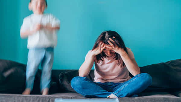 Parenting Tips: మీ పిల్లల్లో మొండితనం, కోపం ఎక్కువగా ఉందా? అయితే వారిలో మార్పు తీసుకురండి ఇలా..