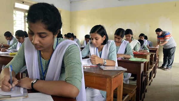 AP Inter Results: విడుదలైన ఏపీ ఇంటర్ ఫలితాలు.. రీకౌంటింగ్, సప్లిమెంటరీ పరీక్షలు ఎప్పుడంటే.