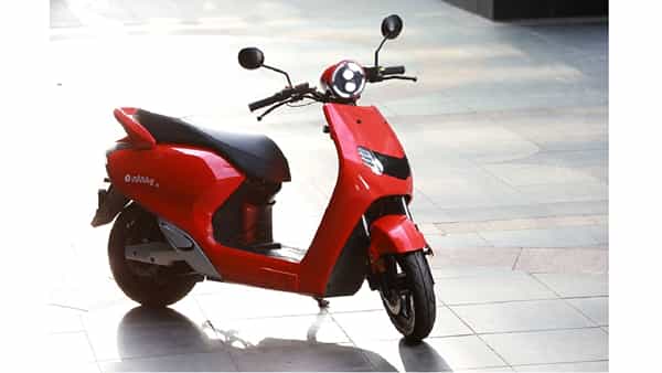 Electric Scooter: ‘ఇన్ఫినిటీ’ ఫీచర్లతో అదరగొడుతున్న స్కూటీ.. సింగిల్ చార్జ్పై 85కి.మీ. పూర్తి వివరాలు