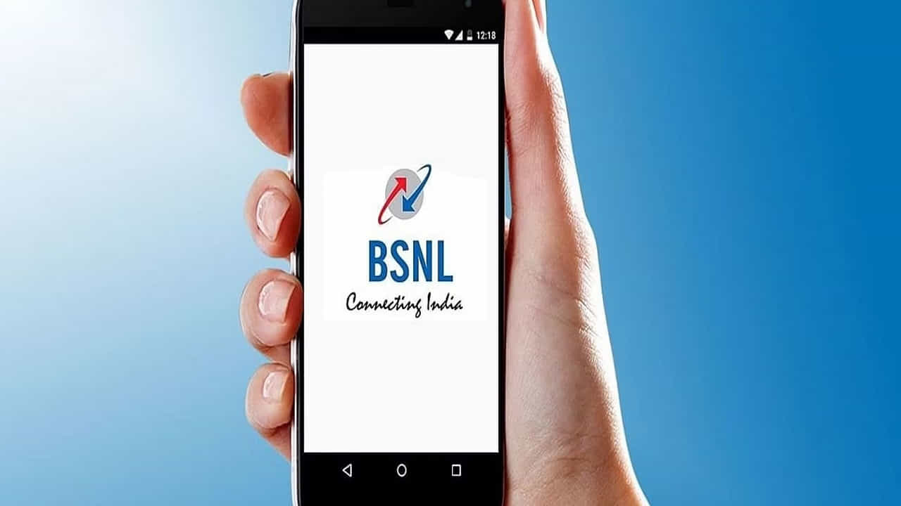 రూ. 269తో రీఛార్జ్ చేసుకుంటే.. అన్లిమిటెడ్ కాలింగ్, డేటా, ఎంటర్టైన్మెంట్, గేమింగ్ వంటి బెనిఫిట్స్ను అందిస్తున్నారు. అన్లిమిటెడ్ వాయిస్ కాల్స్, రోజుకి 100 ఎస్ఎంఎస్లు పొందొచ్చు.