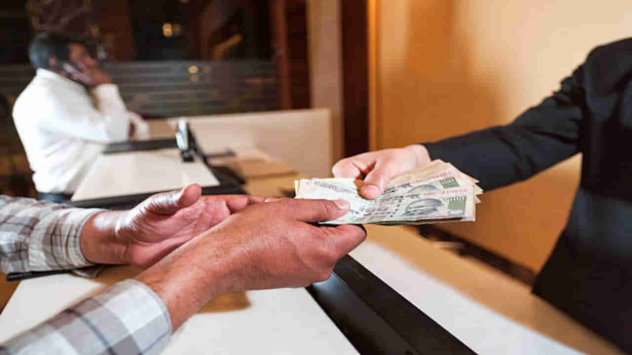 Business Idea : ఉద్యోగం కోసం వెతికి టైం వేస్ట్ వద్దు...ఎవరూ చేయని ఈ వ్యాపారాలు చేస్తే..నెలకు లక్షల్లో ఆదాయం..!!