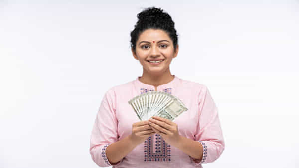 Business Idea: సృజనాత్మకంగా ఆలోచిస్తారా? అయితే బిజినెస్ షురూ చేయండి. లక్షలు సంపాదించడం గ్యారెంటీ