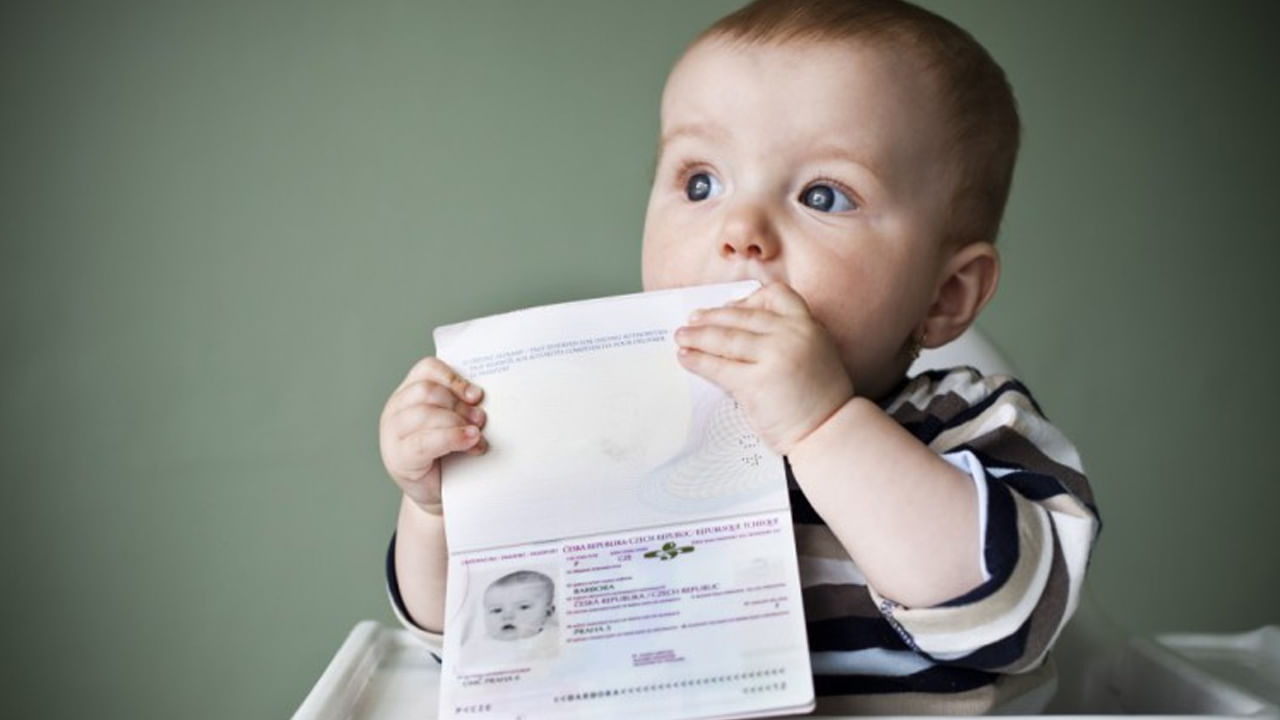 Child Passport: మీ పిల్లలకు పాస్‌పోర్ట్ లేకపోతే నో టెన్షన్.. ఆన్‌లైన్‌లో ఇలా ఈజీగా చేసుకోవచ్చు.. ముందుగా..