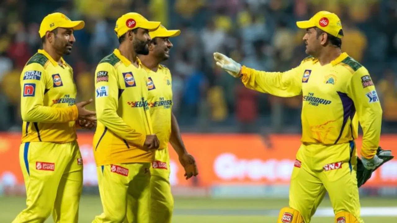 ధోనీ కేప్టెన్సీలో ఇప్పటివరకు 11 సార్లు ప్లేఆఫ్స్‌కు చేరింది చెన్నై సూపర్ కింగ్స్. నాలుగుసార్లు టైటిల్స్ గెలుచుకుంది. అయిదు సార్లు ఫైనల్స్‌లో తన అదృష్టాన్ని పరీక్షించుకుంది. 