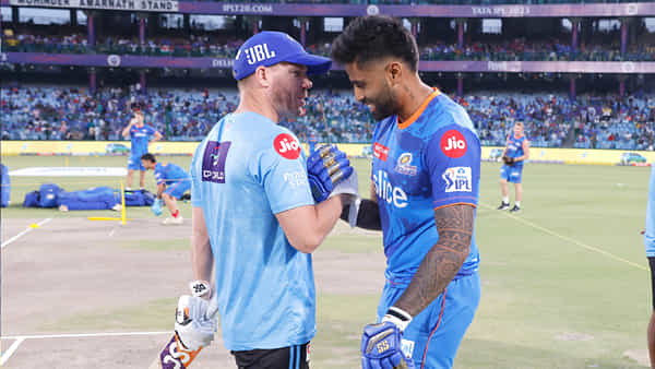 DC vs MI Playing 11: టాస్ గెలిచిన ముంబై ఇండియన్స్.. ఇంపాక్ట్ ప్లేయర్గా ఎంట్రీ ఇవ్వనున్న మాజీ బౌలర్..
