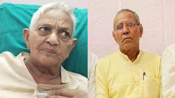 Humanity! అయ్యో పాపం.. మనవడు ఐఏఎస్ ఆఫీసర్.. 30 కోట్ల ఆస్తి.. కొడుకు కోడలు చిత్ర హింసలు.. తిండి లేక వృద్ధ జంట ఆత్మహత్య