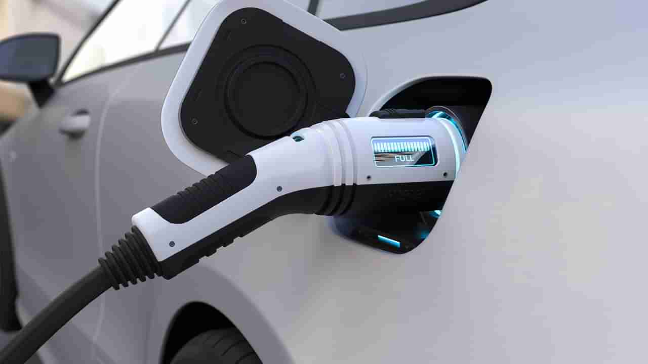 Electric cars: అందుబాటులోకి కొత్త టెక్నాలజీ.. ఇక నిమిషాల్లోనే 0 నుంచి 100శాతం కారు బ్యాటరీ చార్జ్..