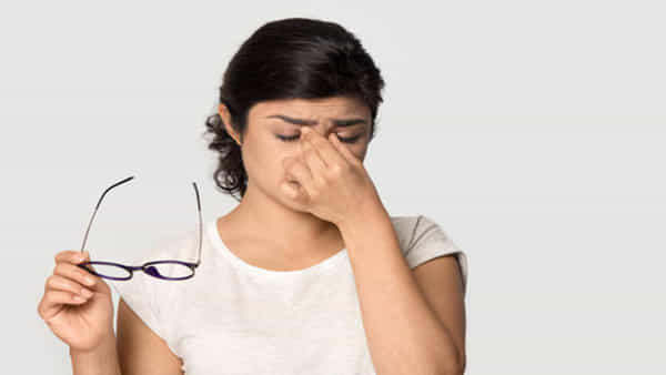 కంటి సమస్యలతో బాధపడుతున్నారా..? నిమ్మకాయ నీళ్లతో చెక్ పెట్టొచ్చు.. ఇంకా డబుల్ బెనిఫిట్స్..