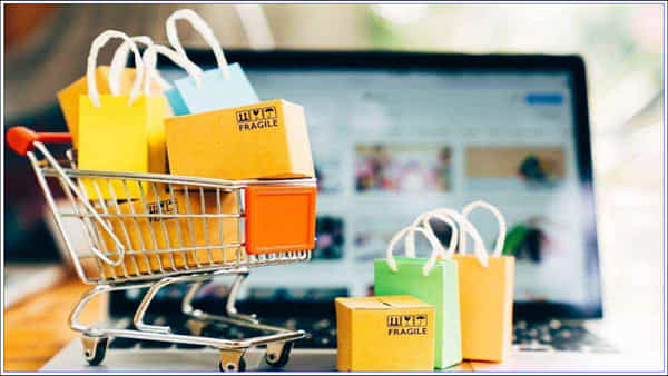 Online Frauds: ఐఫోన్, ఎయిర్పాడ్ ఆర్డర్ చేస్తే.. ఆ వస్తువులు డెలివరీ
