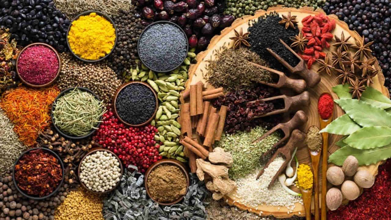 Spice Prices: ఏం కొనేటట్టులేదు..ఏం తినేటట్టులేదు..! మండిపోతున్న మసాలా ధరలు..