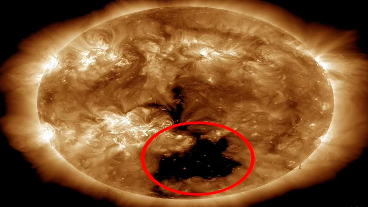 Hole Spotted On Sun's Surface
