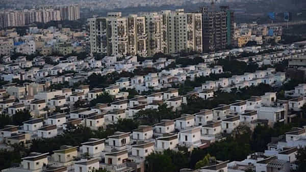 Hyderabad Rent: అయ్యబాబోయ్.. హైదరాబాద్లో మండిపోతున్న అద్దెలు.. కట్టాలంటే అప్పు చేయాలేమో!