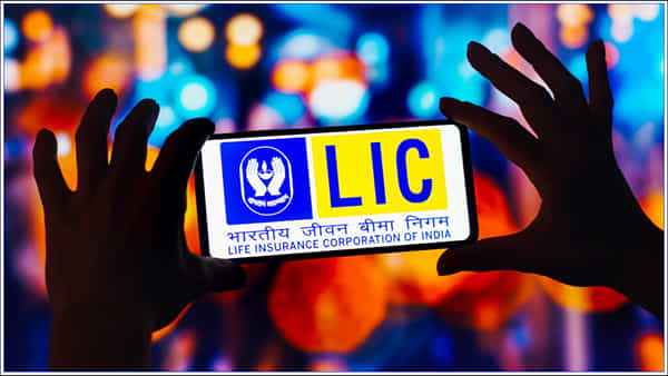 LIC Police: పిల్లల చదువుల కోసం అదిరిపోయే స్కీమ్.. ఎల్ఐసీ నుంచి అద్భుతమైన పథకం