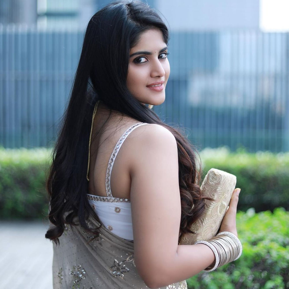 Megha is waiting for a chance in Pawan's film. 