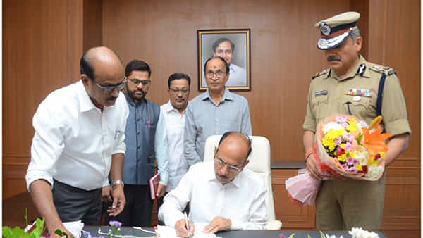 Telangana: హైదరాబాద్లోని అన్ని జోన్లలో కొత్త డివిజన్లు, కొత్త పీఎస్లు ఇవే.. హోమంత్రి మహమూద్ అలీ జీవో జారీ..
