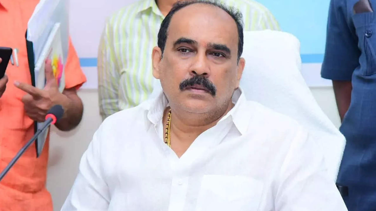 Balineni Srinivasa Reddy: అక్కడి నుంచే పోటీ చేస్తా.. స్వయంగా ప్రకటించుకున్న మాజీ మంత్రి బాలినేని..