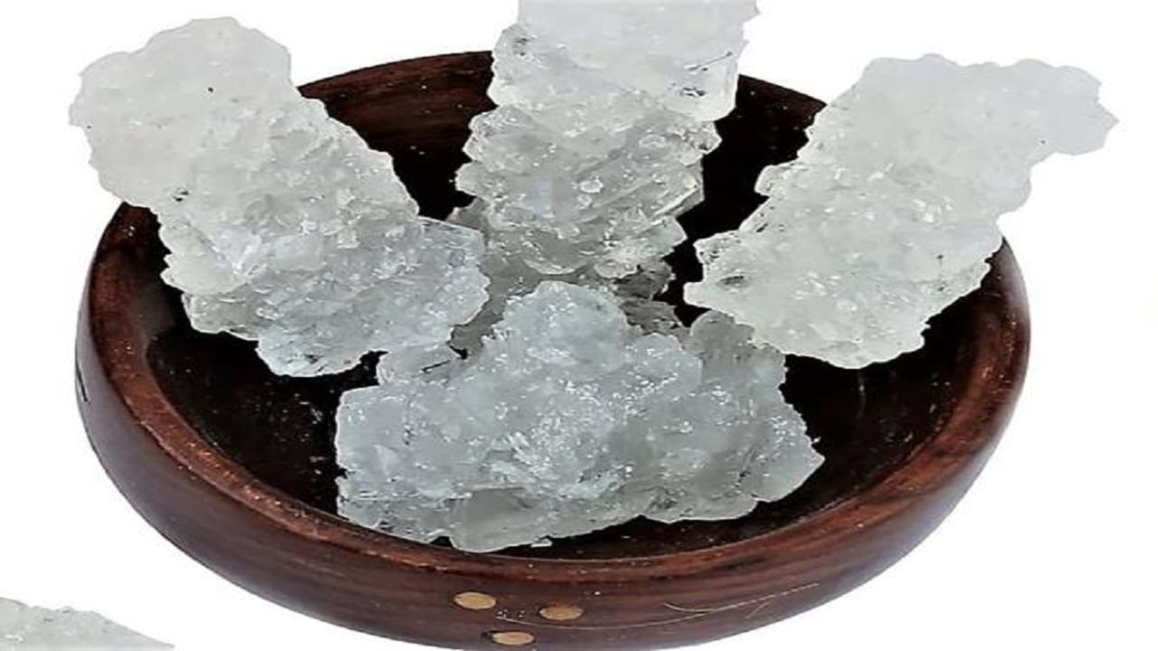 Rock Candy Benefits: వేసవిలో పటిక బెల్లంతో ఎన్ని ప్రయోజనాలో తెలిస్తే షాకవుతారు.. అన్ని సమస్యలకు సమాధానం ఇదే