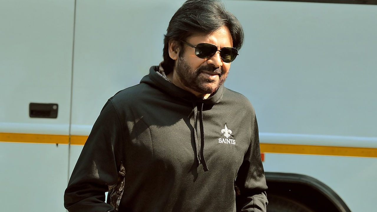 Pawan Kalyan: స్టైలీష్ అండ్ కూల్గా పవర్ స్టార్.. ‘ఓజీ’ సెట్లో కళ్యాణ్ బాబు లుక్ అదిరింది..