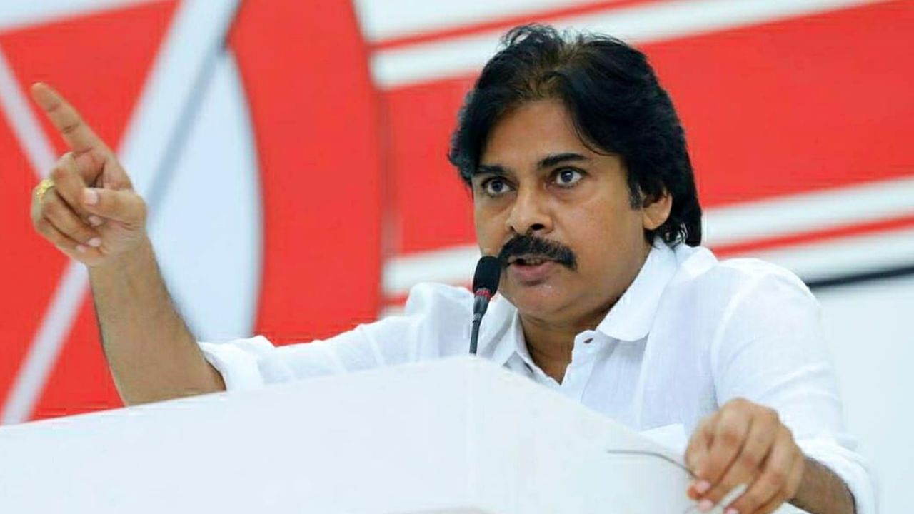 Pawan Kalyan: చేతిలో నాలుగు సినిమాలు.. ముంచుకొస్తున్న ఎన్నికలు.. రేసులోకి పవన్ వచ్చేదెప్పుడు?