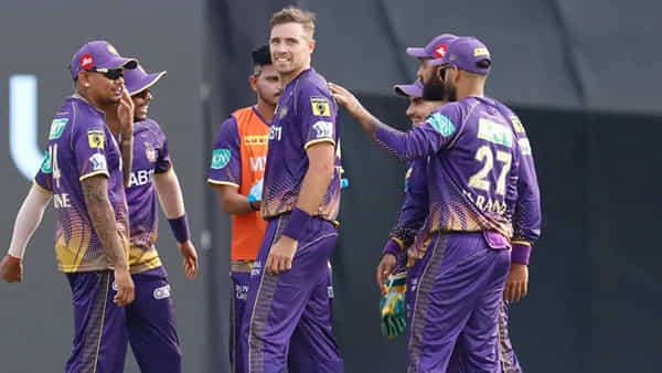 IPL 2023: మ్యాచ్ మధ్యలో అంపైర్ ఘోర తప్పిదం.. గుర్తించని ఇరుజట్ల ఆటగాళ్లు.. సీన్ కట్చేస్తే..