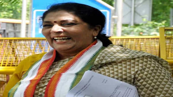 Telangana Congrss: తెలంగాణ కాంగ్రెస్లో సరికొత్త చర్చలు.. వారి భేటీ వెనకున్న ఆంతర్యమేంటి..?