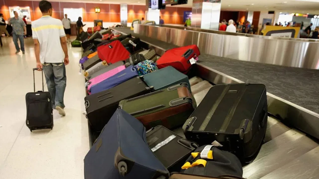 Viral: ఎయిర్‌పోర్ట్‌లో ప్రయాణికుడి తత్తరపాటు.. పొంతనలేని సమాధానాలు.. బ్యాగ్ చెక్ చేయగా..