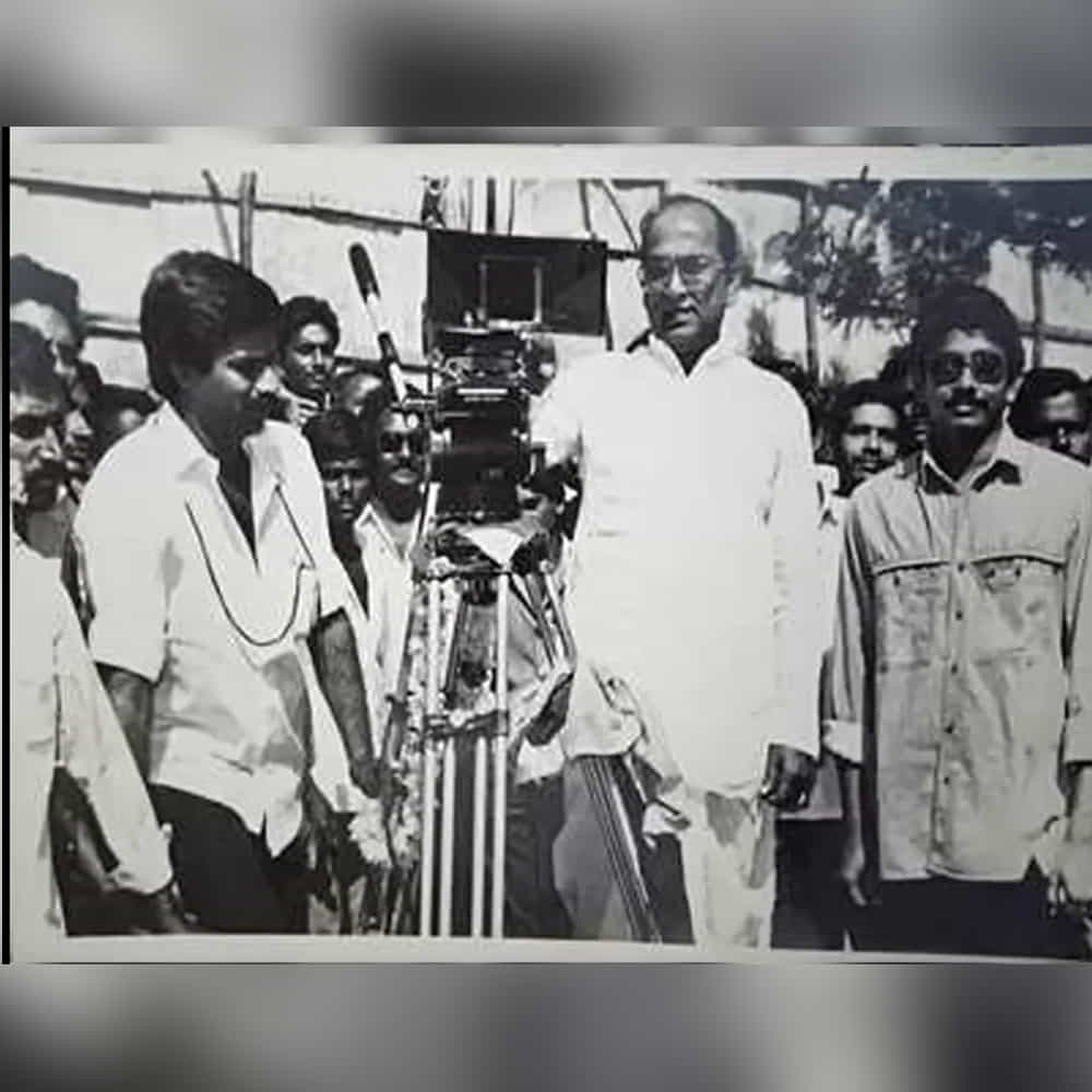 ఈ తరం యువత కూడా వర్మ ఆలోచనలను అభిమానిస్తురాన్నంటే అతిశయోక్తి కాదు. వర్మను ఎంత తిట్టుకున్నా, అతను చేసే పనులు బాగా లేవని విమర్శించినా..