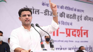 Train Death: వామ్మో దారుణం.. ట్రైన్ లో తనకు తానే తుపాకితో కాల్చుకుని చనిపోయాడు