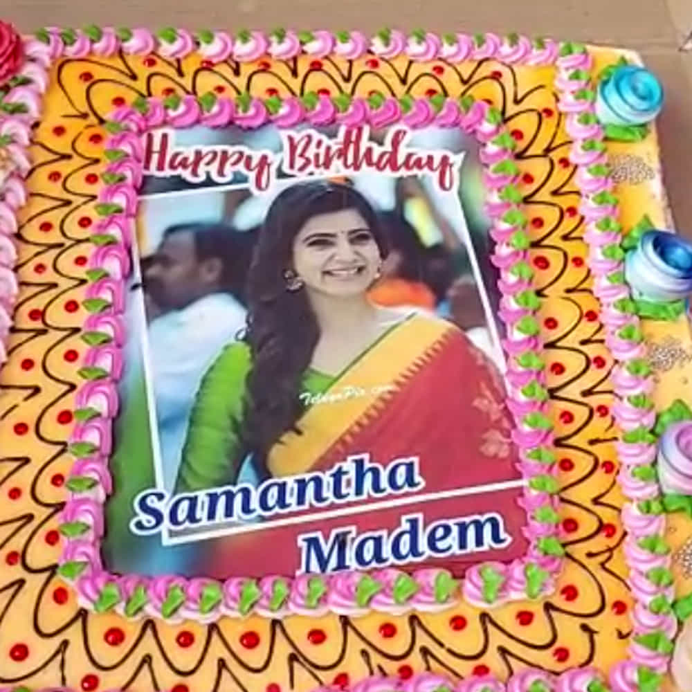 అనారోగ్యం పాలైన చిన్న పిల్లలకు పునర్జన్మ ప్రసాదిస్తున్న సమంతపై అభిమానం రెట్టింపవ్వడంతో గుడి కట్టినట్లు సందీప్ తెలిపాడు.
