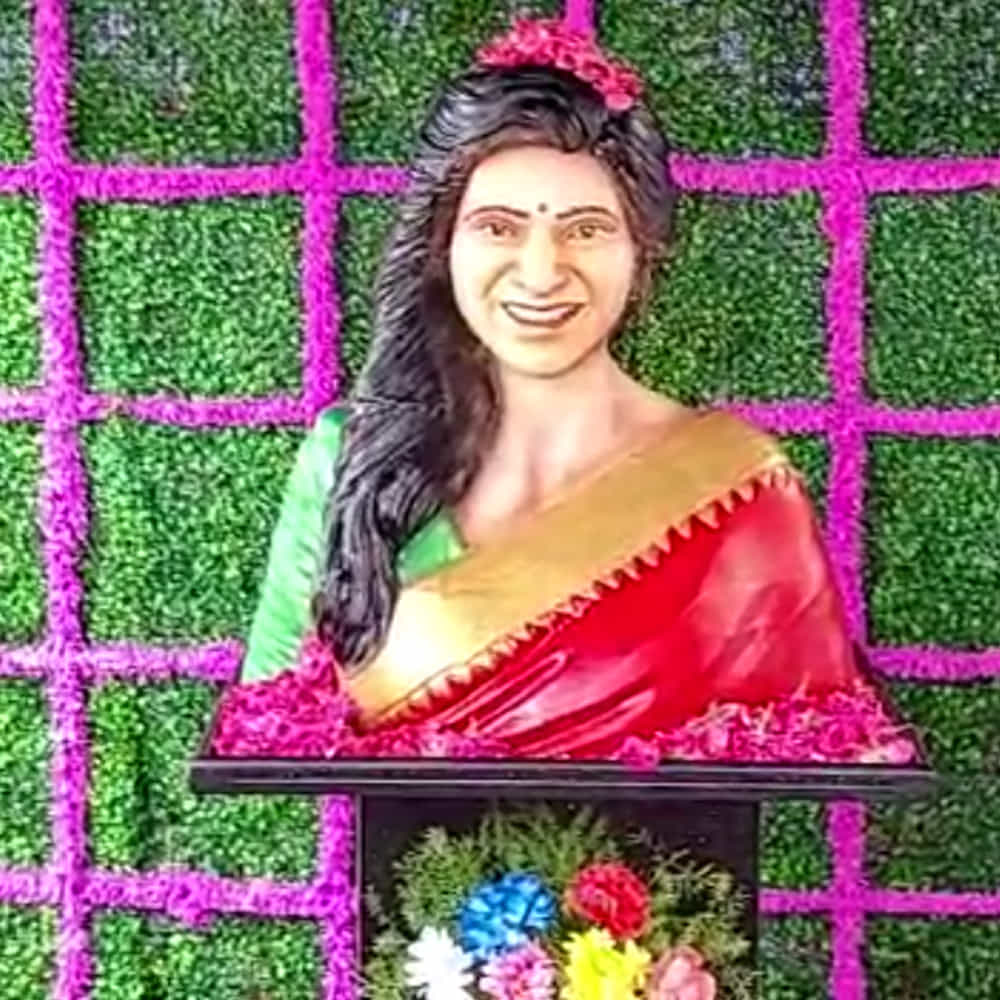 ఇదీ మాత్రమే కాదు సమంత మయోసైటిస్ వ్యాధి బారిన పడినప్పుడు కూడా సామ్ త్వరగా కోలుకోవాలంటూ మొక్కుబడి యాత్ర చేశాడు సందీప్. సామ్ కోసం తిరుపతి, చెన్నై, నాగపట్నంలో యాత్ర చేశాడు సందీప్.