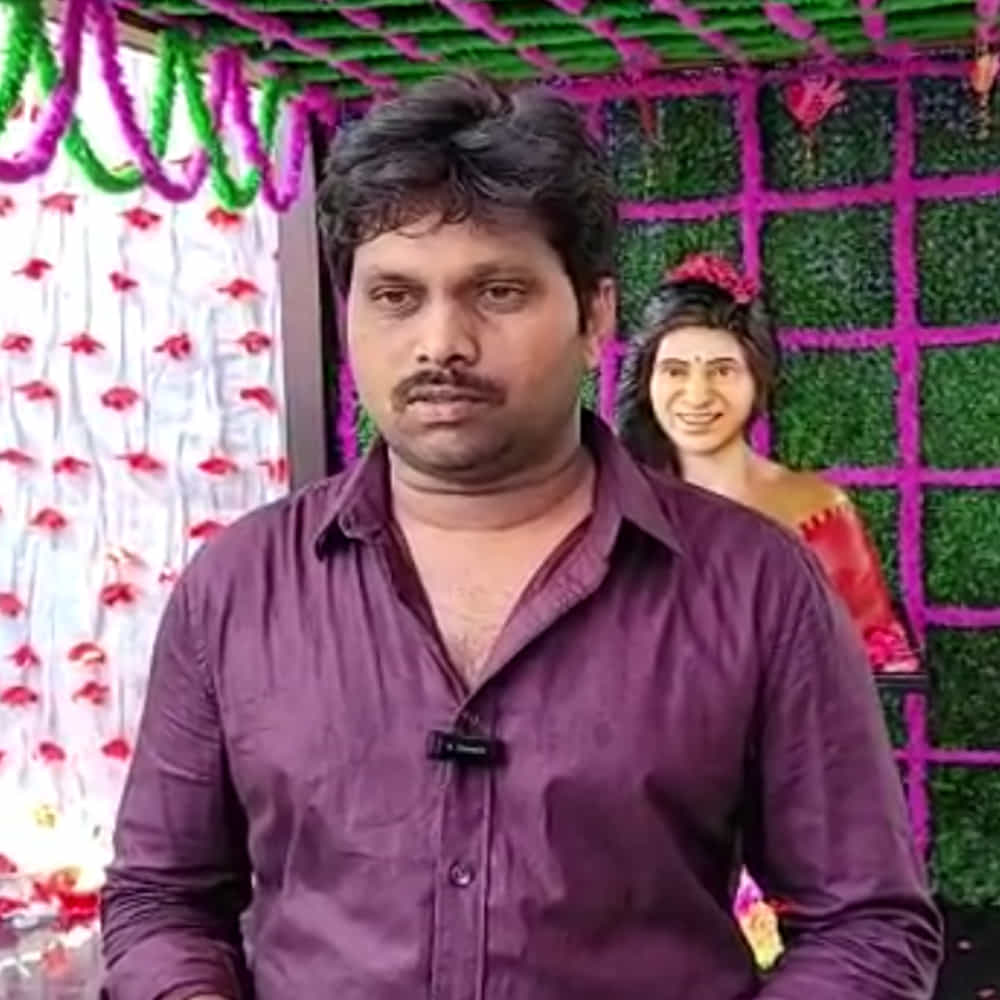 ఇప్పటి వరకూ సమంతను నేరుగా చూడలేదని, కేవలం ఆమెపై అభిమానంతోనే గుడి నిర్మించానని.. ఆమెను కలిసే అవకాశం వస్తే అది తనకు మహత్భాగ్యమని సందీప్ వెల్లడించాడు.