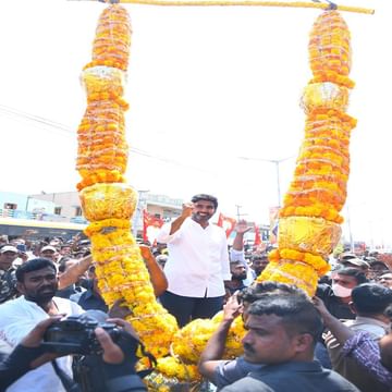 Nara Lokesh's accident in Padayatra..
