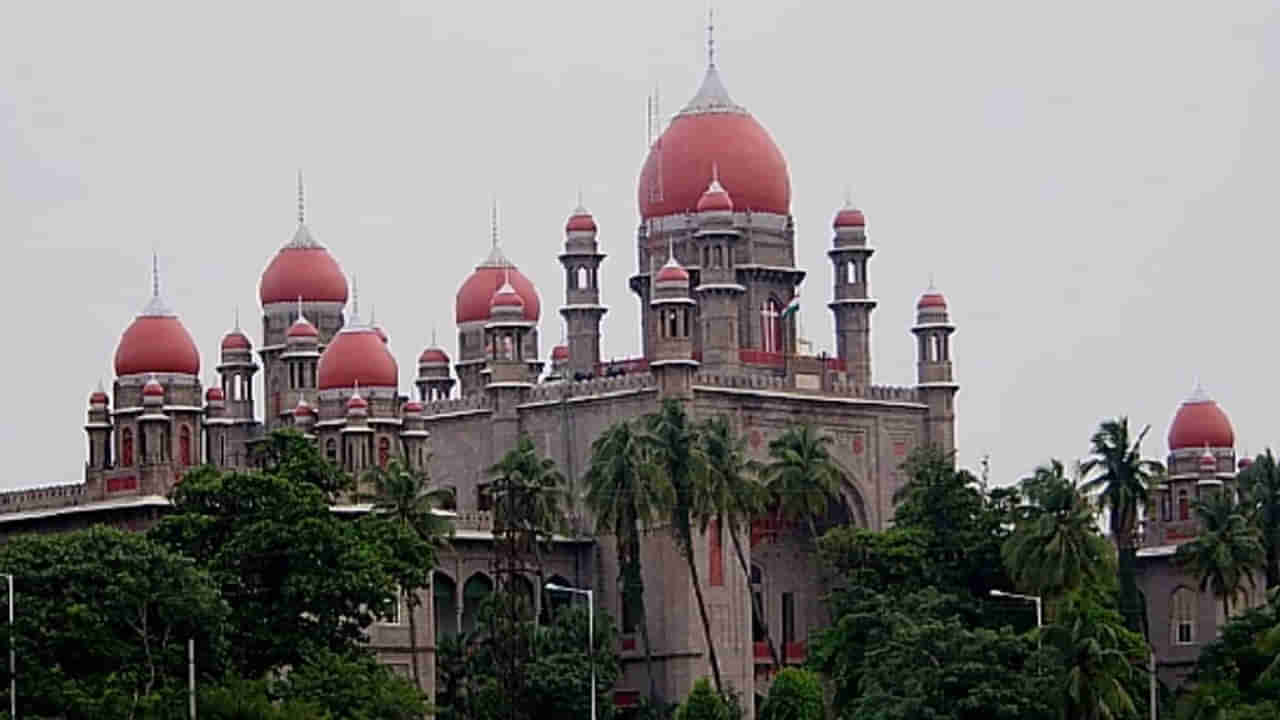 Telangana High Court: దళిత మహిళ అత్యాచారం కేసులో ఆ ముగ్గురికి ఉరి శిక్ష రద్దు.. ఊపిరున్నంత వరకు జైళ్లోనే