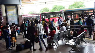 డబ్బులివ్వాలంటు తల్లిదండ్రులను బెదిరించిన కొడుకు..చివరికి తండ్రి మృతి