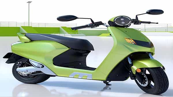 EV Scooters: ఫోన్ ధరలోనే సరికొత్త ఈవీ స్కూటర్.. నమ్మలేకపోతున్నారా? అయితే ఈ స్కూటర్ గురించి తెలుసుకోండి