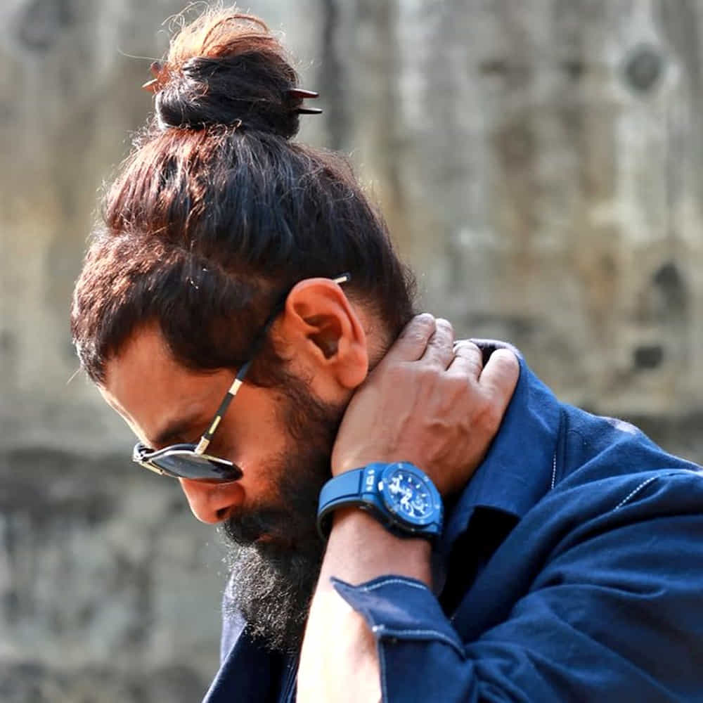 తమిళ స్టార్ హీరో విక్రమ్ నటిస్తున్న కొత్త సినిమా ‘తంగలాన్'. ఈ చిత్రానికి పా.రంజిత్ దర్శకత్వం వహిస్తున్నారు. పార్వతి, మాళవిక మోహనన్ నాయికలుగా నటిస్తున్నారు. ఈ చిత్రాన్ని స్టూడియో గ్రీన్, యూవీ క్రియేషన్స్, నీలం ప్రొడక్షన్స్ పతాకాలపై కేఈ జ్ఞానవేల్ రాజా, పా.రంజిత్, వంశీ, ప్రమోద్ నిర్మిస్తున్నారు.