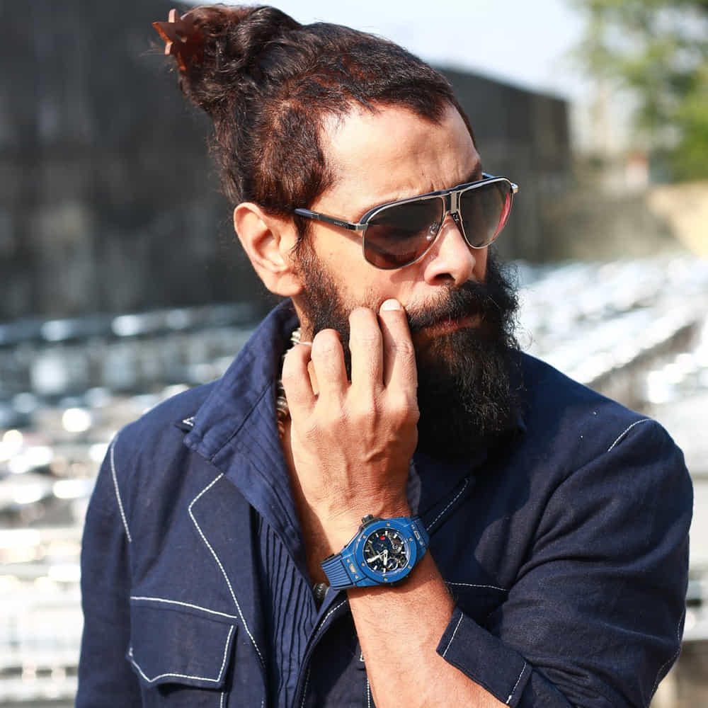 తమిళ స్టార్ హీరో విక్రమ్ నటిస్తున్న కొత్త సినిమా ‘తంగలాన్'. ఈ చిత్రానికి పా.రంజిత్ దర్శకత్వం వహిస్తున్నారు. పార్వతి, మాళవిక మోహనన్ నాయికలుగా నటిస్తున్నారు. ఈ చిత్రాన్ని స్టూడియో గ్రీన్, యూవీ క్రియేషన్స్, నీలం ప్రొడక్షన్స్ పతాకాలపై కేఈ జ్ఞానవేల్ రాజా, పా.రంజిత్, వంశీ, ప్రమోద్ నిర్మిస్తున్నారు.