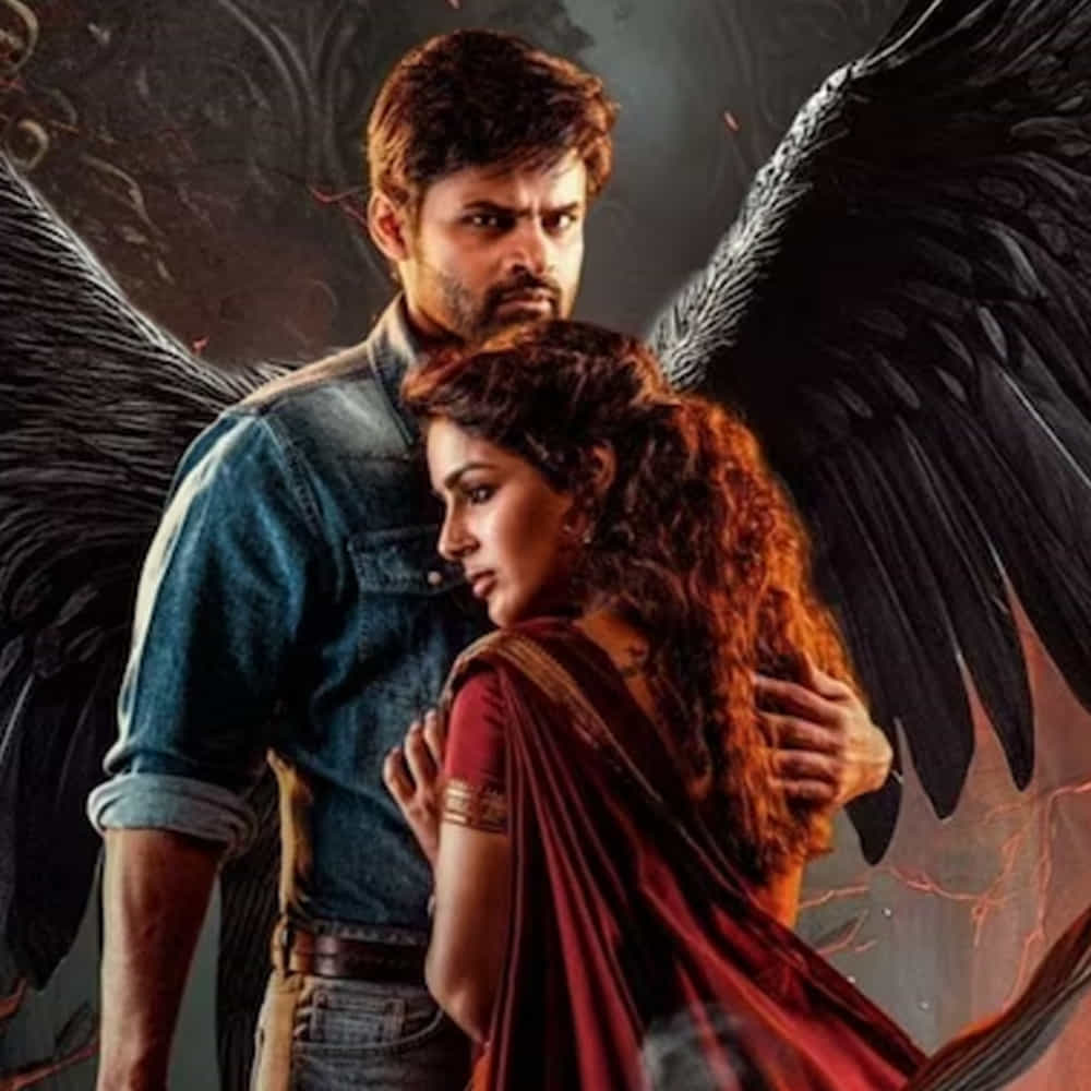 సాయిధరమ్ కమ్ బ్యాక్ అదిరిపోయింది. 'విరూపాక్ష' మూవీ హిట్ టాక్తో దూసుకుపోతుంది.ఏప్రిల్ 21న సినిమాకు జనాలు బాగా ఆదరిస్తున్నారు. యాక్సిడెంట్ తరువాత తేజూ నటించిన ఫస్ట్ సినిమా కావడంతో విరూపాక్షపై మెగా ఫ్యాన్స్లో కూడా ఎంతో ఆసక్తి ఉంది. క్రియేటివ్ డైరెక్టర్ సుకుమార్ స్క్రీన్ప్లే ఇవ్వడంతో పాటు, ఈ సినిమా ప్రొడక్షన్లో కూడా భాగస్వామి కావడంతో అంచనాలు పెరిగాయి. ఆ అంచనాలు అందుకోవడంతో విరూపాక్ష సక్సెస్ అయ్యింది.