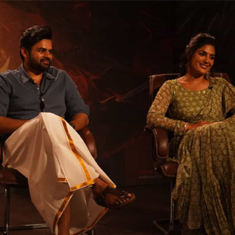 తెలుగు రాష్ట్రాల విషయానికి వస్తే.. 3 రోజుల్లో తెలుగు రాష్ట్రాల గ్రాస్ రూ.27.75 కోట్లుగా ఉంది. దీనిలో డిస్ట్రిబ్యూటర్ షేర్ విలువ సుమారు రూ.16.5 కోట్లు. ఫస్ట్ డే తెలుగు స్టేట్స్ బాక్సాఫీసు షేర్ రూ.4.79 కోట్ల మేర ఉండగా.. రెండవ రోజు రూ.5.8 కోట్లు, మూడో రోజు రూ.5.77 కోట్ల మేర ఉంది. అటు యూఎస్లో సైతం విరూపాక్ష దూసుకుపోతుంది. ఫస్ట్ వీకెండ్ ముగిసేసరికి యూఎస్లో విరూపాక్ష 7 లక్షల 60 వేల డాలర్ల కలెక్షన్స్ రాబట్టింది.