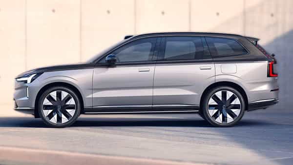 Volvo Electric SUV: సింగిల్ చార్జ్పై ఏకంగా 650 కిలోమీటర్లు.. వోల్వో నుంచి అదిరిపోయే లగ్జరీ కారు..