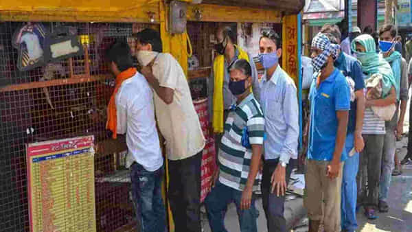 మందుబాబులకు షాకింగ్ న్యూస్..! మరోసారి నగరంలో మద్యం దుకాణాలు బంద్.. ఆదేశాలు జారీ